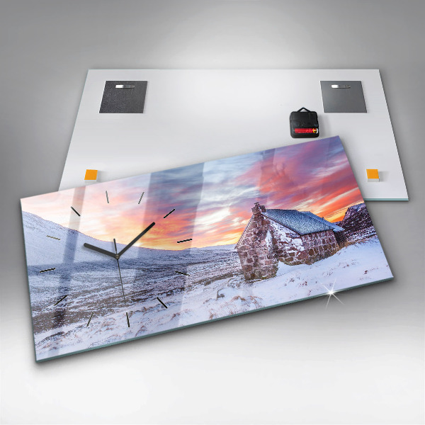 Horizontale Uhr Hütte in den Bergen