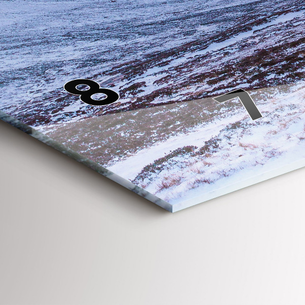 Horizontale Uhr Hütte in den Bergen