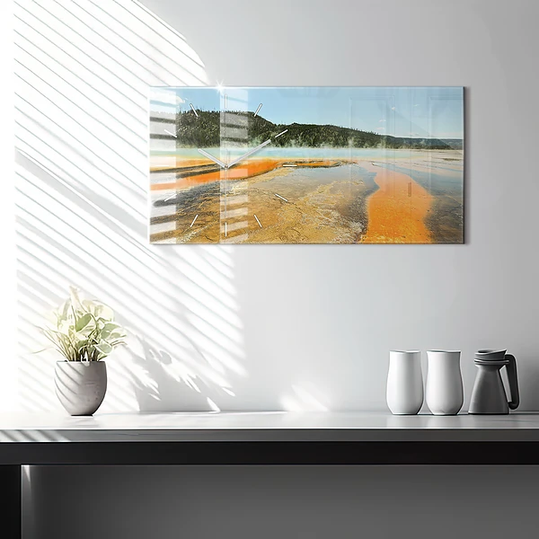 Horizontale Uhr mit motiv See mit Bergen