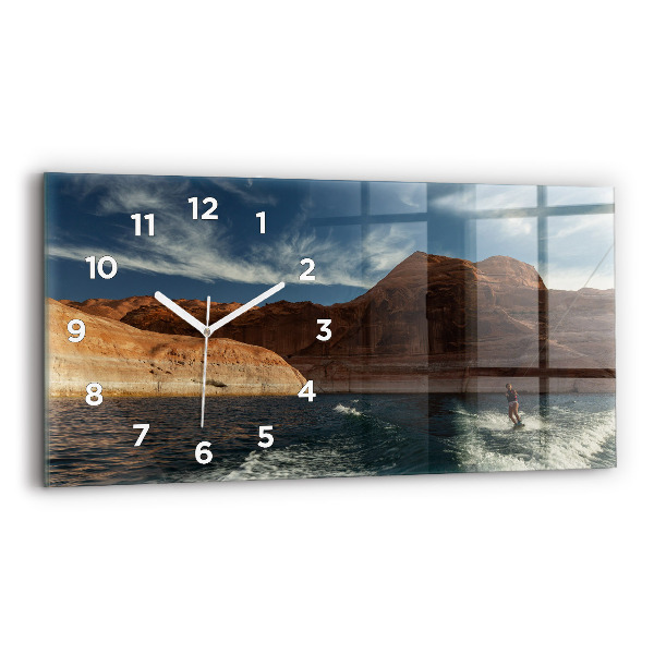 Horizontale Uhr mit motiv Person auf Wasserskiern