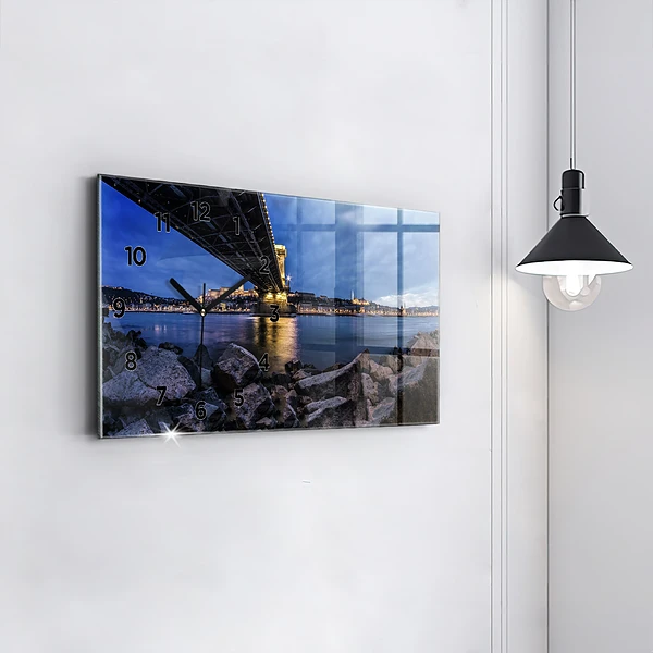 Horizontale Uhr mit motiv Felsenufer unter der Brücke