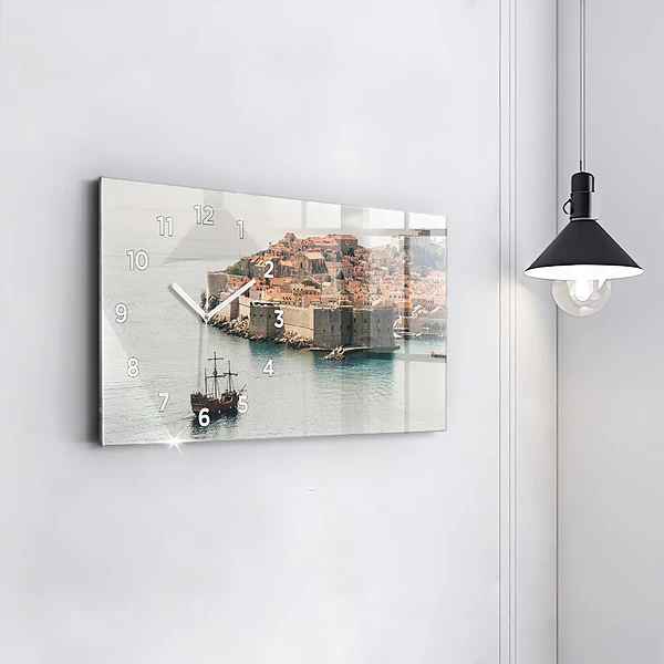 Horizontale Uhr Segelschiff in Dubrovnik