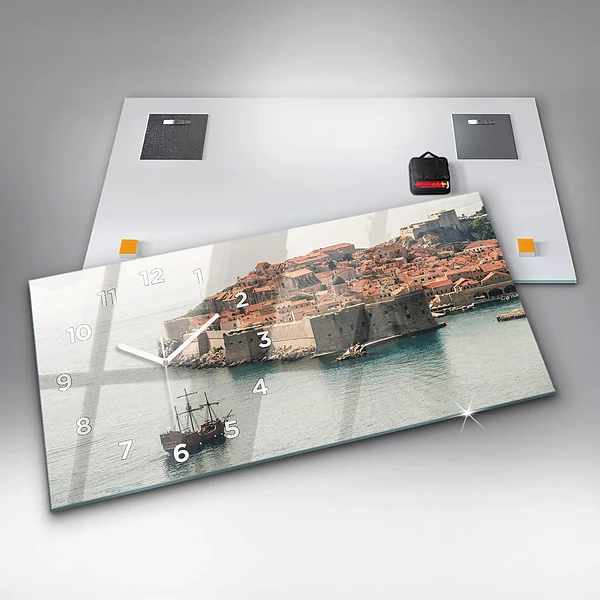 Horizontale Uhr Segelschiff in Dubrovnik