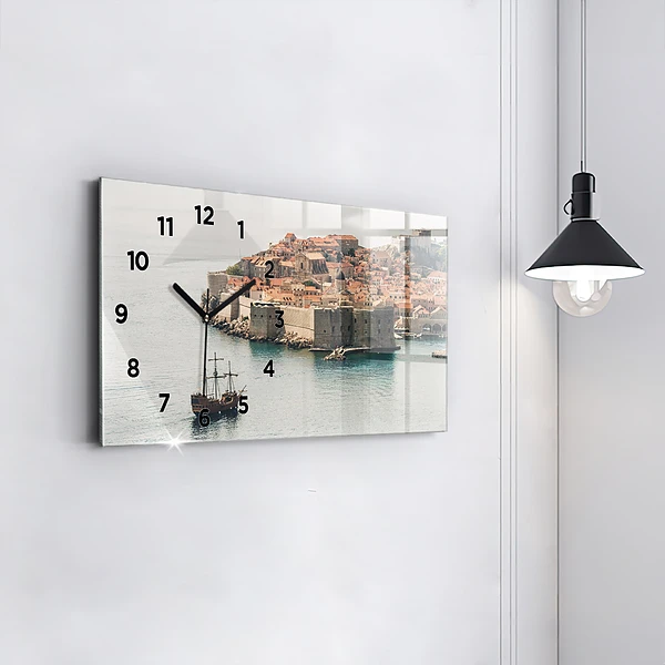 Horizontale Uhr Segelschiff in Dubrovnik