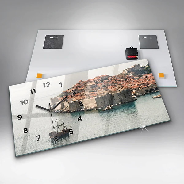 Horizontale Uhr Segelschiff in Dubrovnik