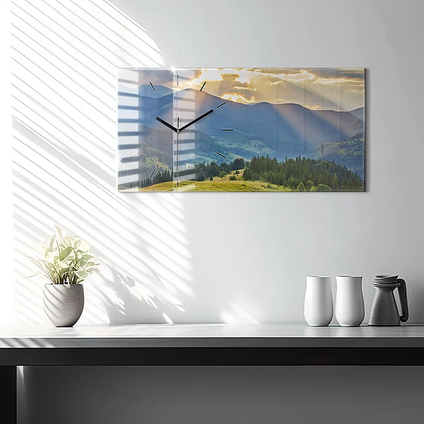 Horizontale Uhr Landschaft mit Wäldern