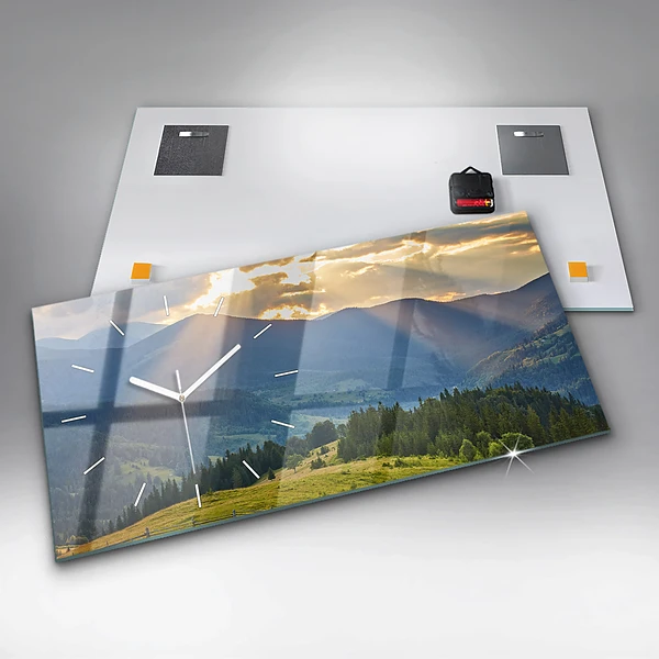 Horizontale Uhr Landschaft mit Wäldern
