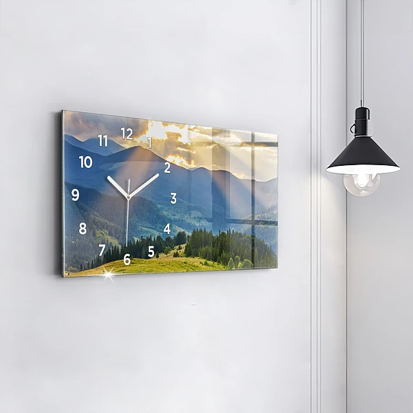 Horizontale Uhr Landschaft mit Wäldern
