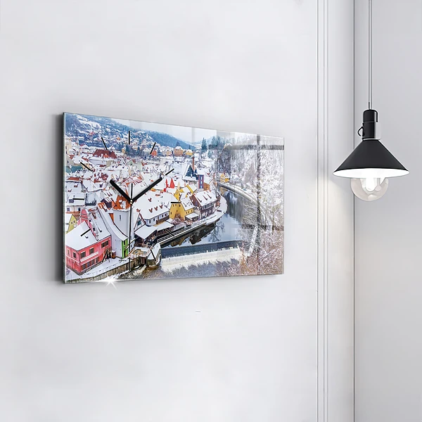 Horizontale Uhr mit motiv Panorama einer Stadt im Winter