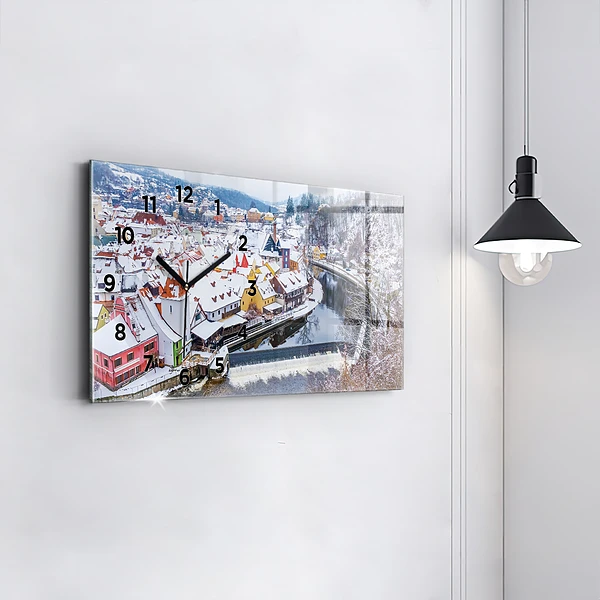 Horizontale Uhr mit motiv Panorama einer Stadt im Winter