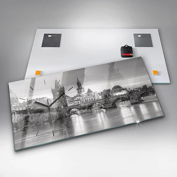 Horizontale Uhr Ansicht der Karlsbrücke Prag