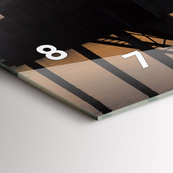 Horizontale Uhr Sonnenuntergang über einem See