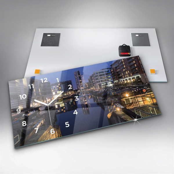 Horizontale Uhr mit motiv Beleuchtete Stadt bei Nacht