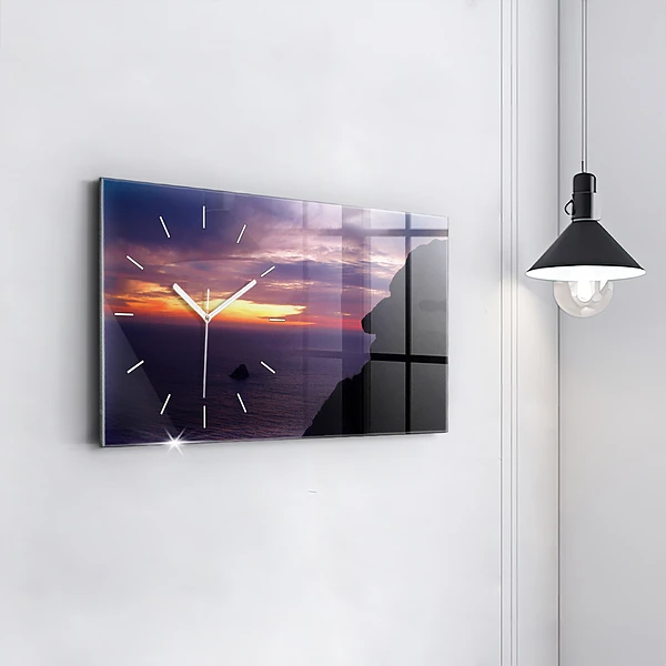 Horizontale Uhr mit motiv Stein-Kopf