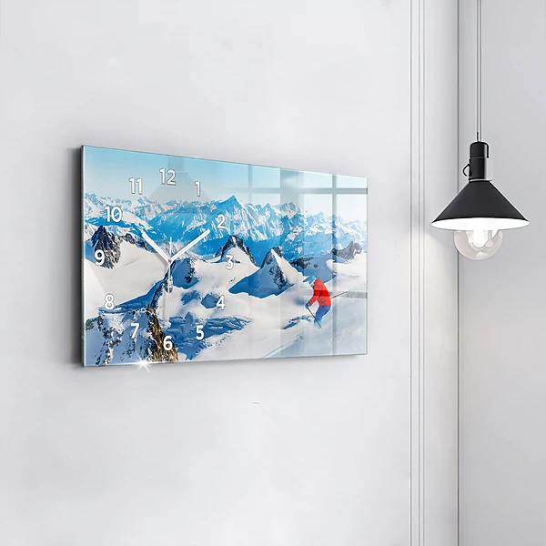 Horizontale Uhr Skifahrer in den Alpen