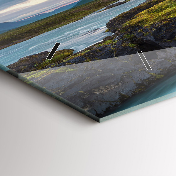 Horizontale Uhr Landschaft mit Wasserfall