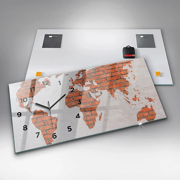 Horizontale Uhr Weltkarte aus Backsteinen