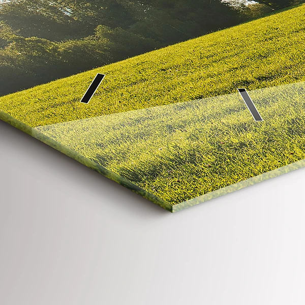 Horizontale Uhr mit motiv Berge und Felder