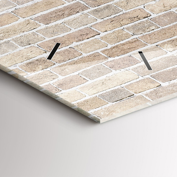 Horizontale Uhr Backsteinmauer