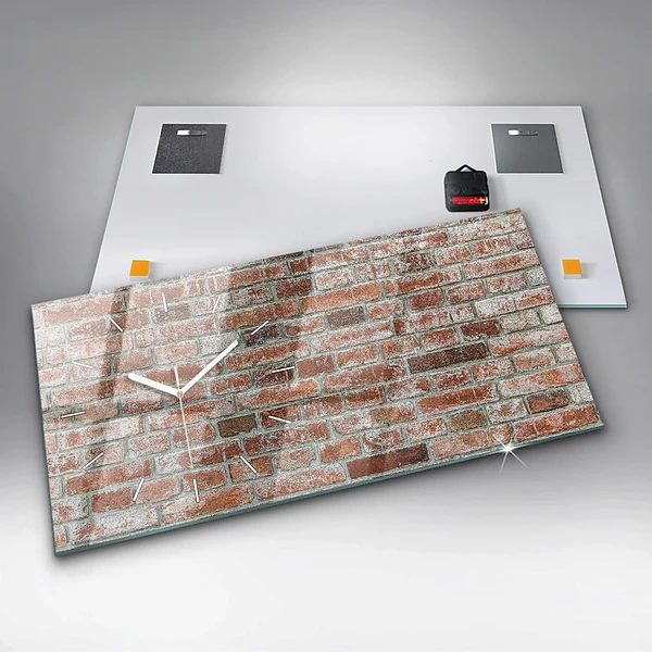 Horizontale Uhr mit motiv Backsteinmauer