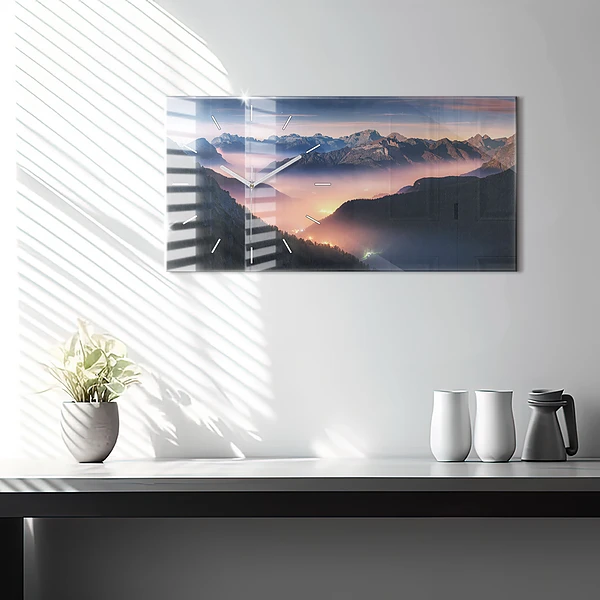 Horizontale Uhr Bergspitzen Landschaft