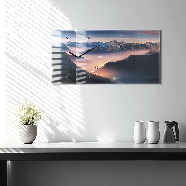 Horizontale Uhr Bergspitzen Landschaft