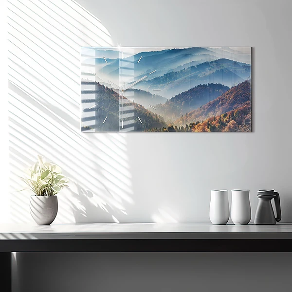 Horizontale Uhr Berglandschaft