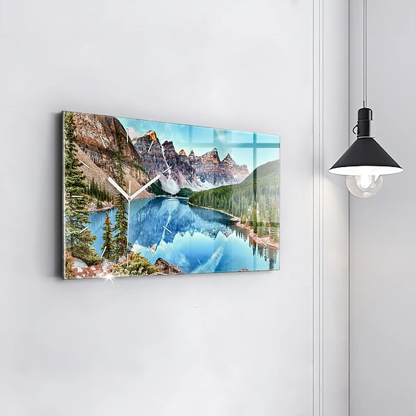 Horizontale Uhr mit motiv Bergige Landschaft