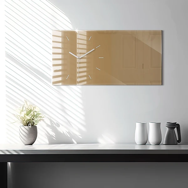 Horizontale Uhr Die Farbe Dunkelbeige
