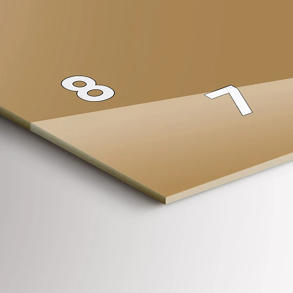 Horizontale Uhr Die Farbe Dunkelbeige
