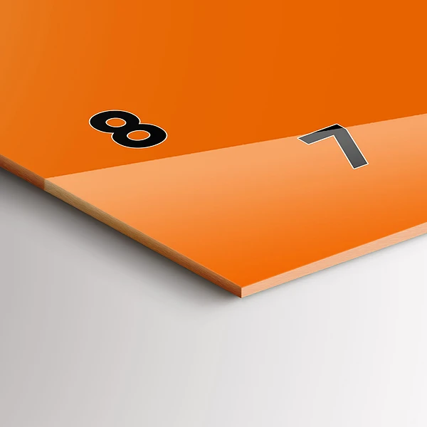 Horizontale Uhr mit motiv Farbe orange