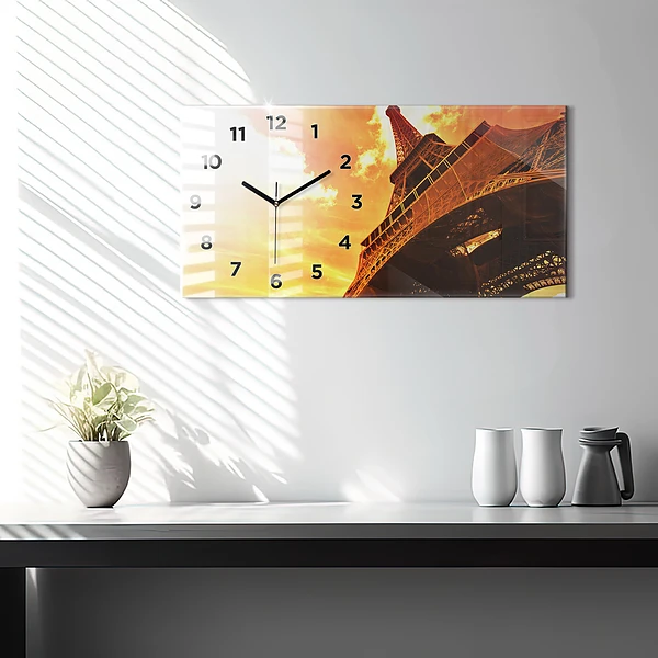 Horizontale Uhr mit motiv Eiffelturm in Paris