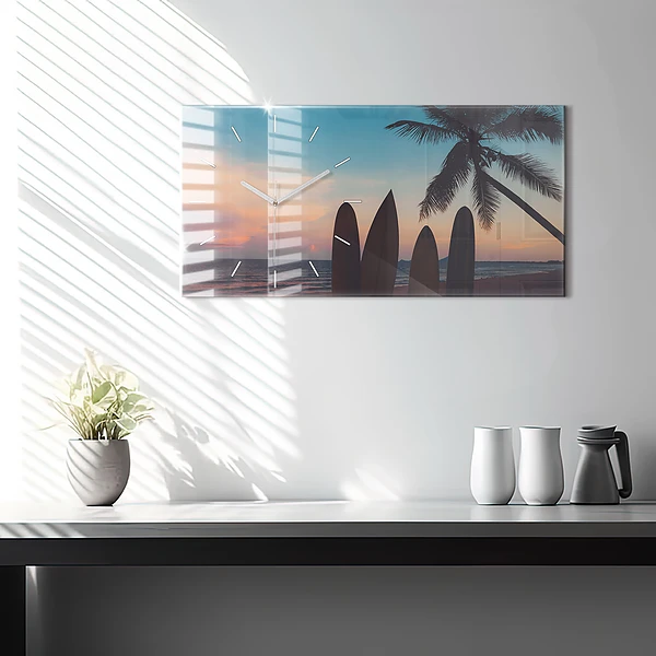 Horizontale Uhr Surfen am Strand