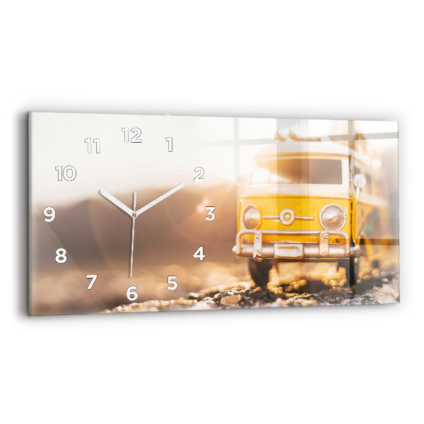 Horizontale Uhr mit motiv Auto im Urlaub