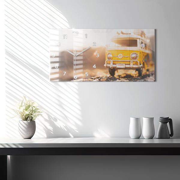 Horizontale Uhr mit motiv Auto im Urlaub