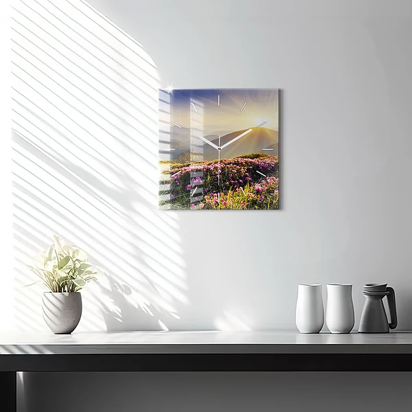 Wanduhr quadratisch Berglandschaft