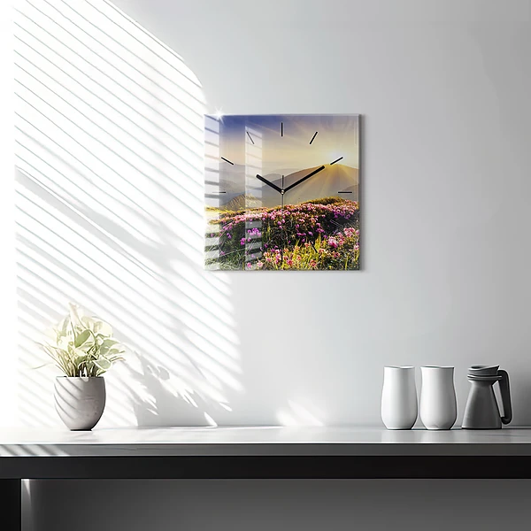 Wanduhr quadratisch Berglandschaft