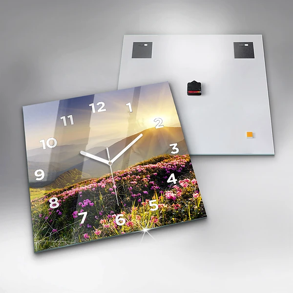 Wanduhr quadratisch Berglandschaft