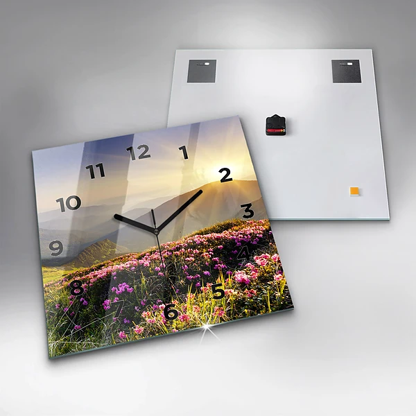 Wanduhr quadratisch Berglandschaft