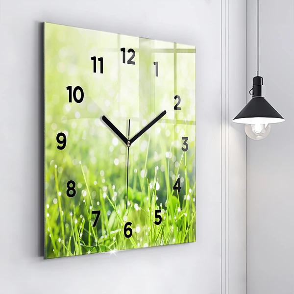Wanduhr quadratisch Grünes Gras