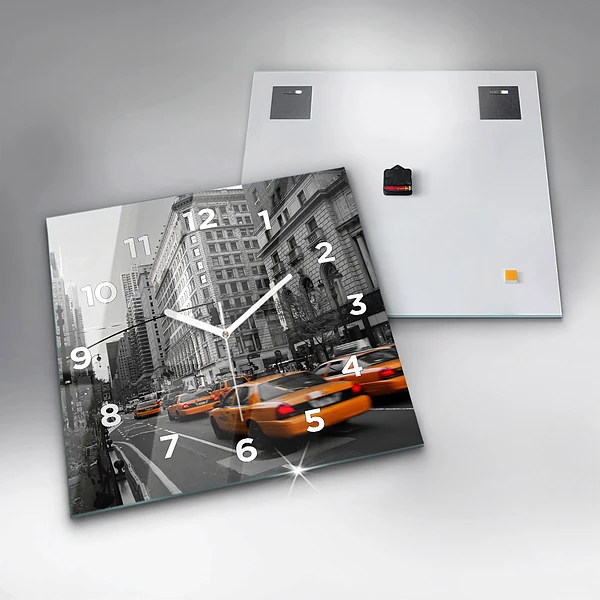 Wanduhr modern quadratisch Manhattan und Taxis