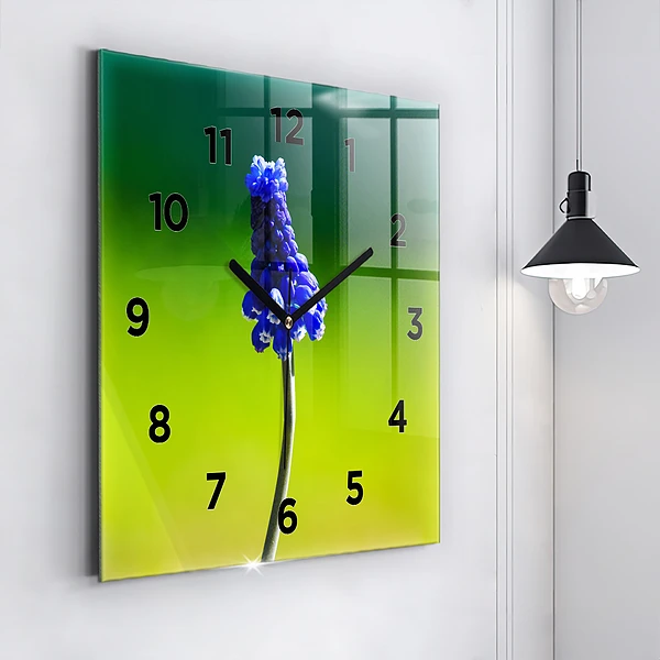 Wanduhr modern quadratisch Blaue Blumen