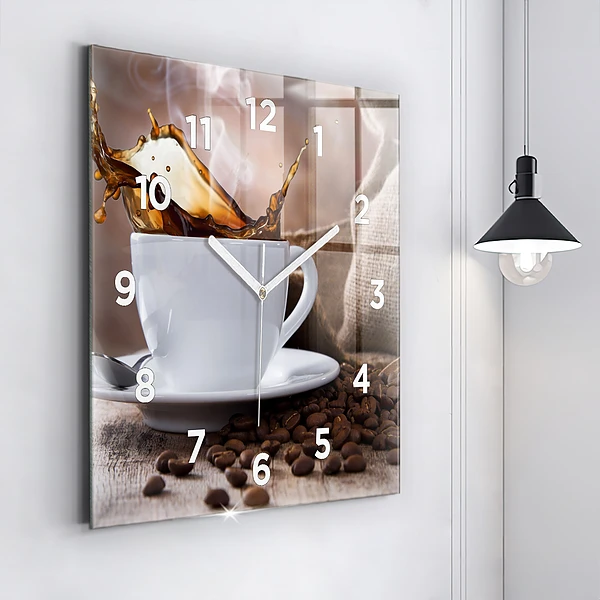 Wanduhr quadratisch Eine Tasse Kaffee