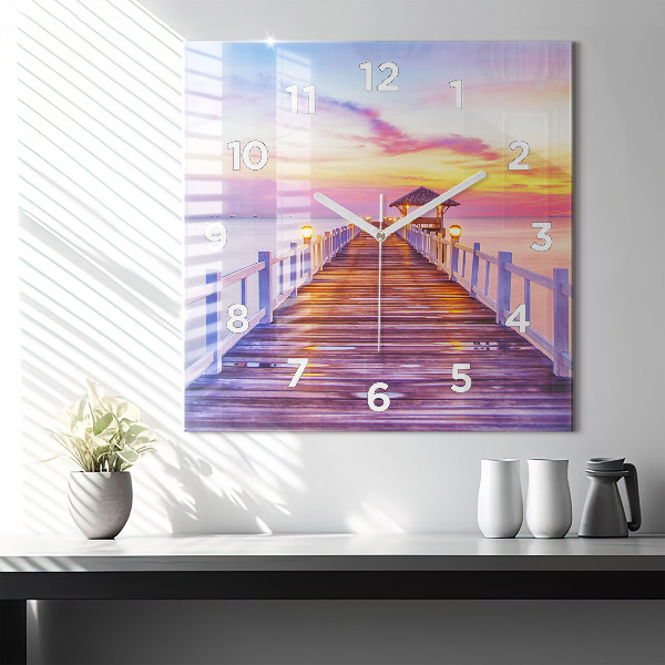 Wanduhr quadratisch mit motiv Brücke im Hafen am Abend