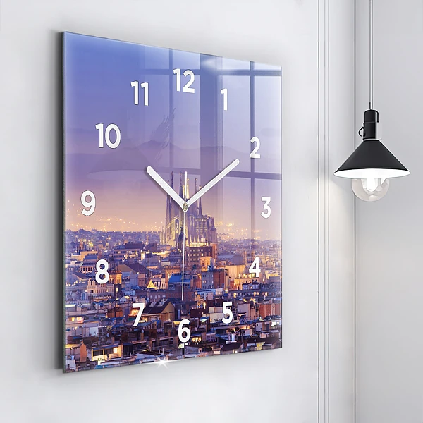 Wanduhr modern quadratisch Ansicht von Barcelona