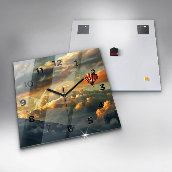 Wanduhr quadratisch Ballonfahrt in den Wolken