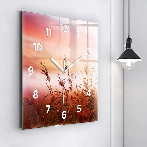 Wanduhr quadratisch Nebliger Morgen