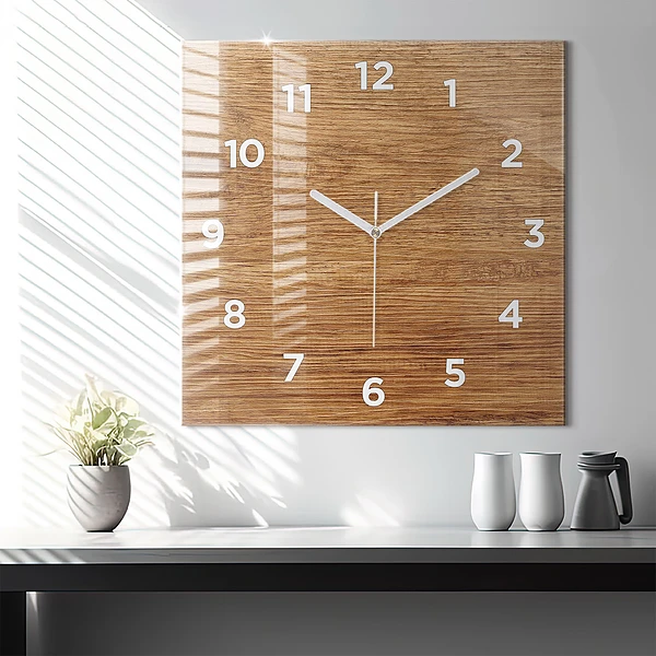 Wanduhr modern quadratisch Helles Holz