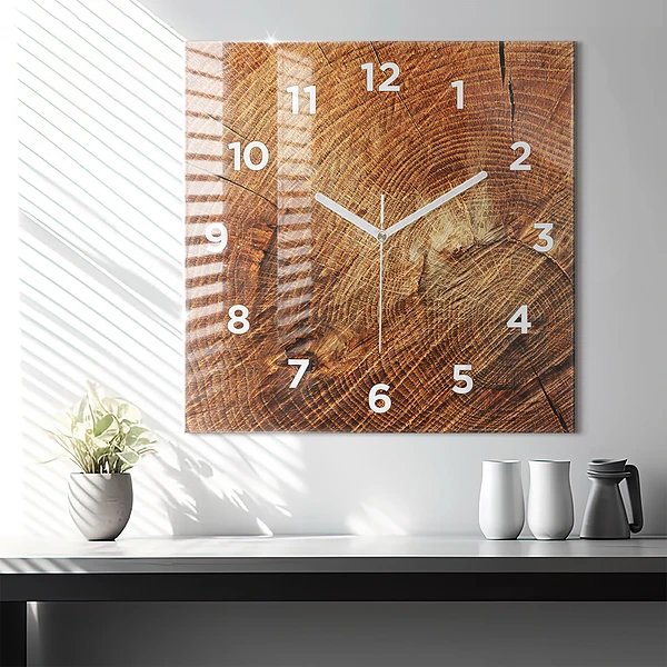 Wanduhr modern quadratisch Alter Baumstamm