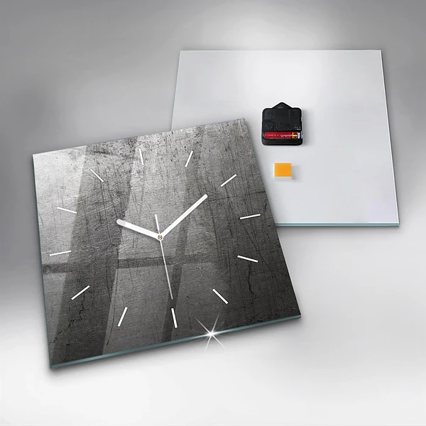 Wanduhr modern quadratisch Metallwand